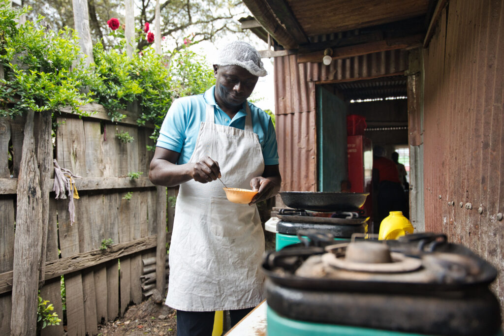 Martin to start preparing food on EcoSafi cookstove - Jason Mulikita